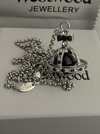 Collar Vivienne Westwood Orb Negro/Plata
