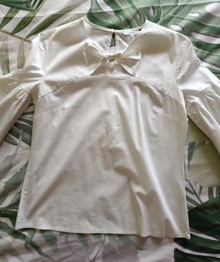 Blusa blanca Formula Joven lazo