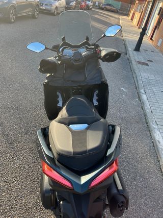 YAMAHA XMAX 300 TECHMAX