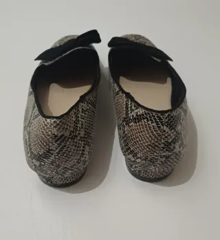 Zapatos planos Sfera estampado animal Talla 39