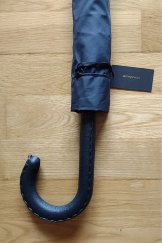 Sin estrenar. Paraguas grande exclusivo Rabat.