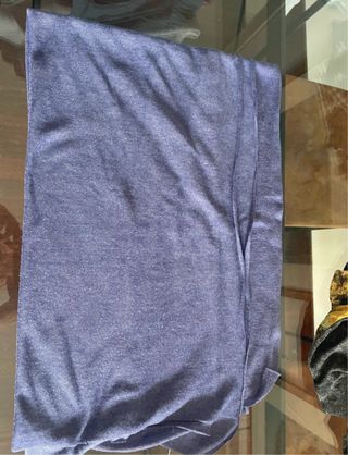 Sciarpa pesante viola molto ampia. Unisex