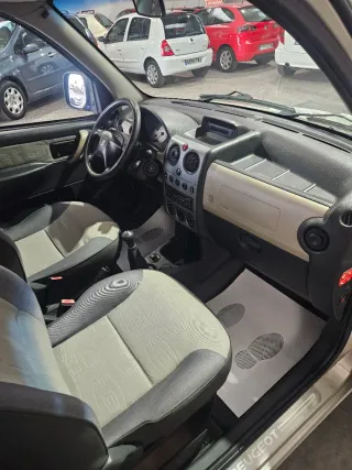 Peugeot Partner 1.6hdi,2007,154.000k,itv cada año