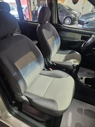 Peugeot Partner 1.6hdi,2007,154.000k,itv cada año