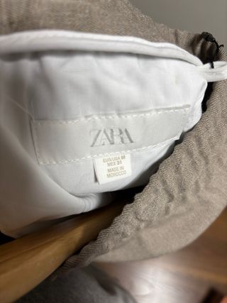 Pantalón jogger Zara gris Talla M