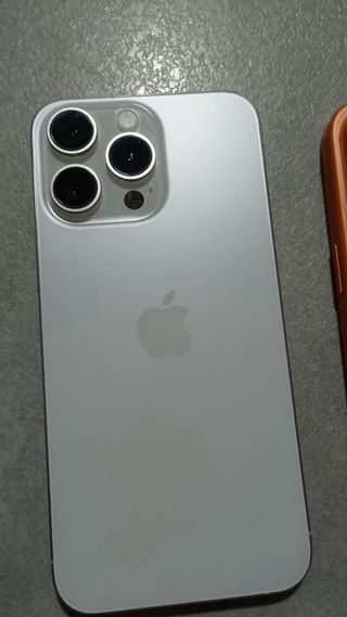 iPhone 15 Pro Max 512GB BLANCO TITANIO