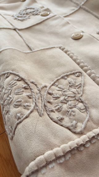 Abrigo largo elegante mujer beige