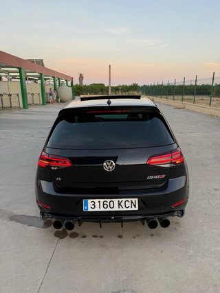 Volkswagen Golf 7.5 R 310 automático 2017
