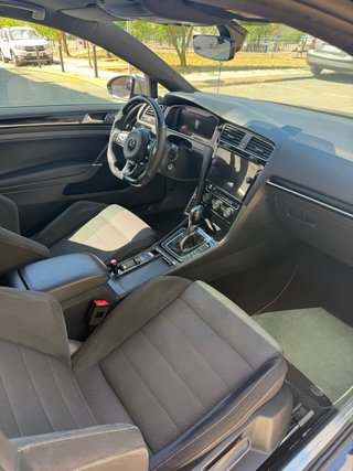 Volkswagen Golf 7.5 R 310 automático 2017