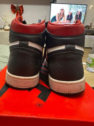 Nike Jordan 2 Satin Red.