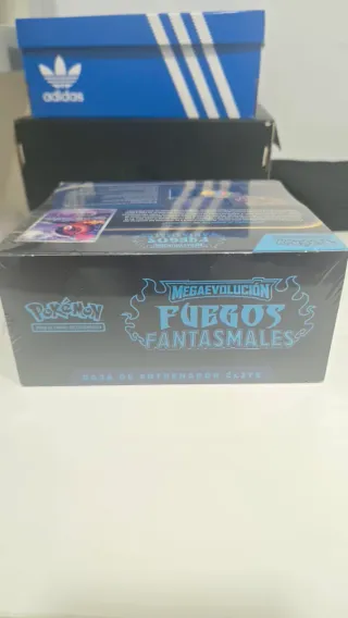 Pokemon Caja Entrenador Élite Fuego Fantasmal