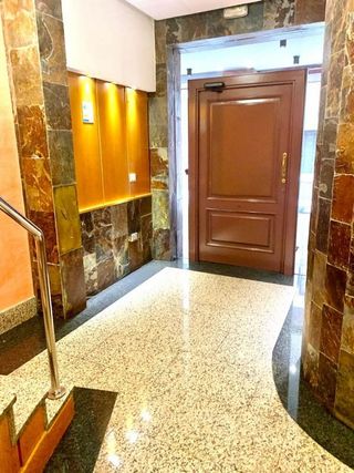 Piso en alquiler en Milán - Pumarín - Teatinos en Oviedo