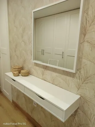 Recibidor con espejo