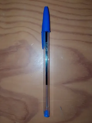 Bolígrafo BIC azul