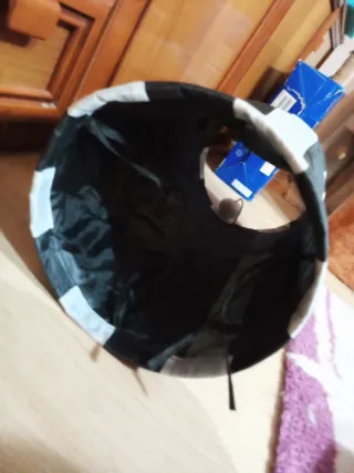 Túnel para gato rayas blanco y negro