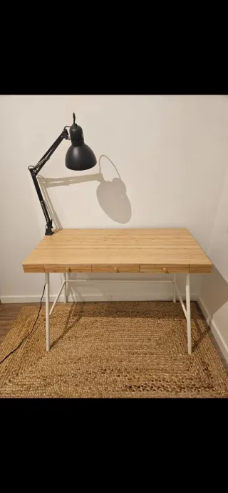 Escritorio Lillåsen Ikea Bambú y Metal