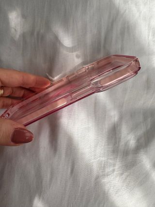 Funda iPhone 14 Pro / 15 Pro Primark Corazones