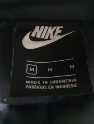 Abrigo Nike Plumas Talla M