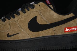 Nike Air Force 1 Low Supreme Marrón Barro