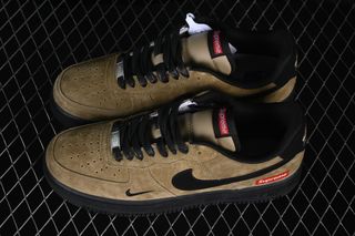 Nike Air Force 1 Low Supreme Marrón Barro