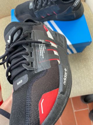 Zapatillas Adidas NMD Negras y Rojas