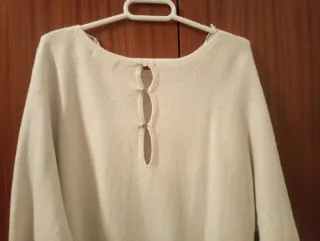 Jersey blanco talla M cuello barco