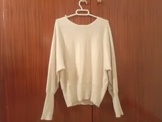 Jersey blanco talla M cuello barco