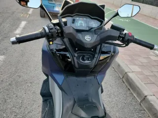 Maxiscooter SYM 500cc Azul