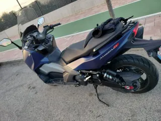 Maxiscooter SYM 500cc Azul