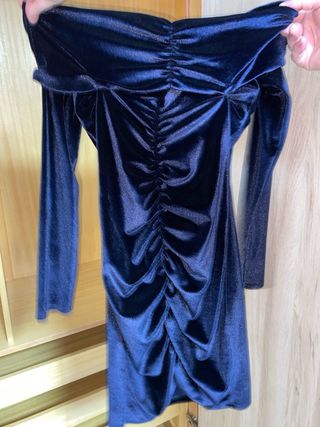 Vestido corto azul terciopelo manga larga