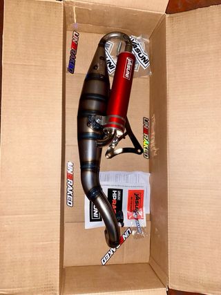 Yamaha Jog RR Roja y Negra