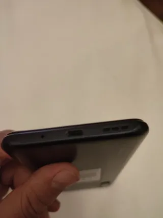 Xiaomi Redmi 9 in nero