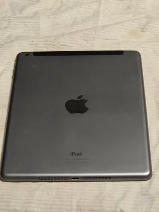 iPad Air 1ª Gen 128GB A1475 Plata (9,7 pulg.)