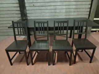 Tavolo allungabile Ikea Bjursta + 4 sedie