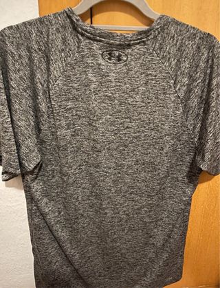 Camiseta deportiva Under Armour gris Talla M