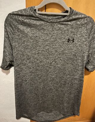 Camiseta deportiva Under Armour gris Talla M
