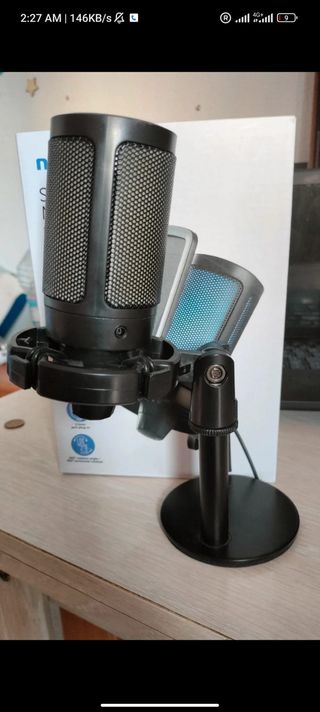 Micrófono Nor-tec Streaming LED