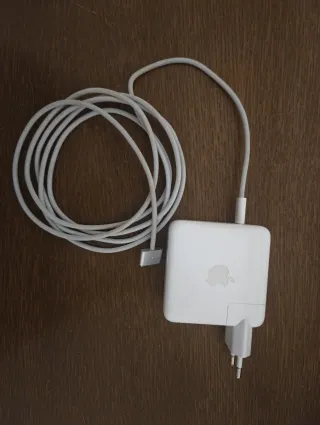 MacBook Air M2 Plata 13"