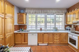 Chalet en venta en Zubia (La)