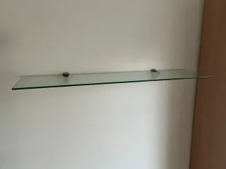 Repisa de cristal para salón