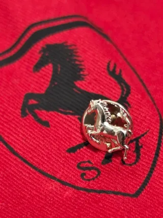 Pin Cavallino Rampante Ferrari