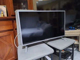 TV LG 32 HD Smart TV USB