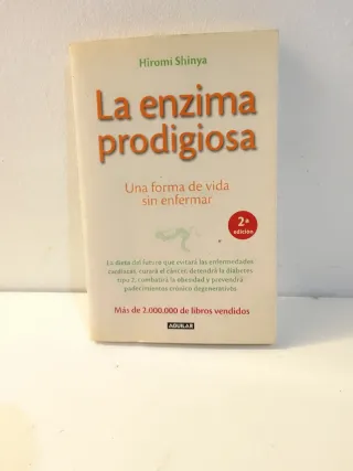 LIBRO LA SALUD 23 X 16 CM