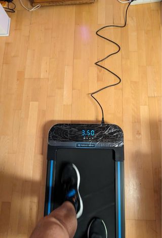 Cinta de correr smart negra con control