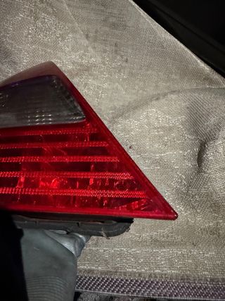 Piloto trasero izquierdo CLK W209