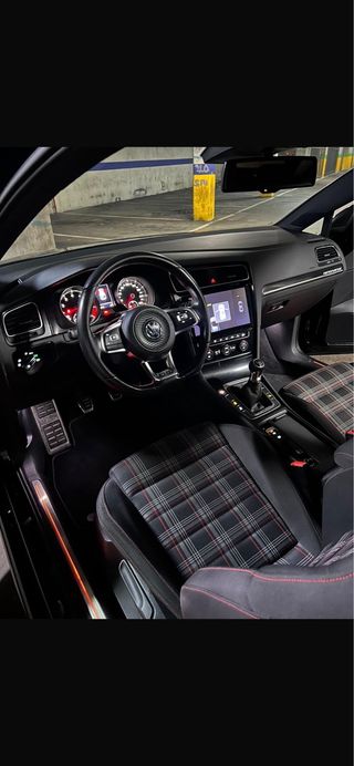 Volkswagen Golf GTI 7 Performance