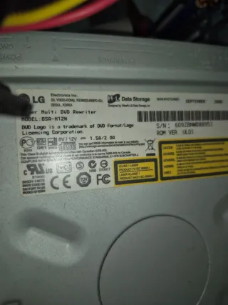 PC Sobremesa + Monitor para Piezas o reparar