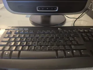 PC Sobremesa + Monitor para Piezas o reparar