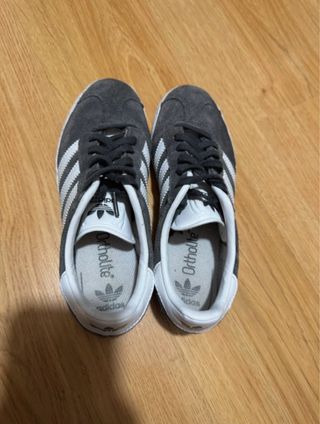 Adidas Gazelle unisex gris oscuro