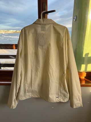 Cortavientos Camisa Nike Manga Larga Beige